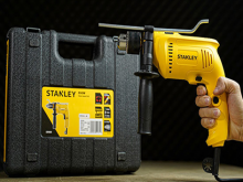 Lựa chọn máy khoan Stanley hay Dewalt