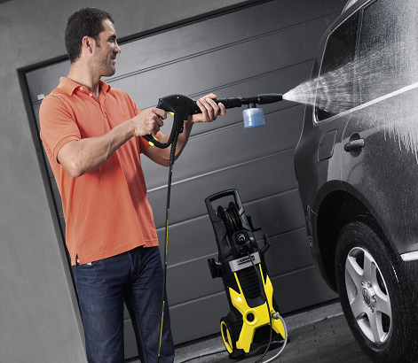 Máy rửa xe tự hút nước