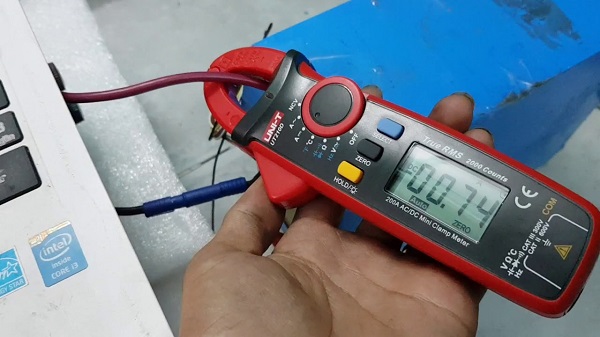 Cách nhận biết ampe kìm thật hay giả