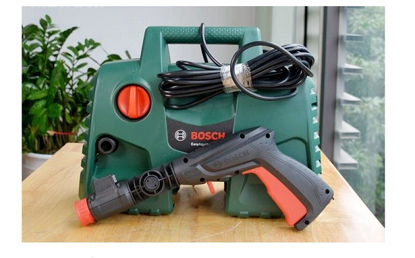Máy rửa xe tự hút nước Bosch aqt 120