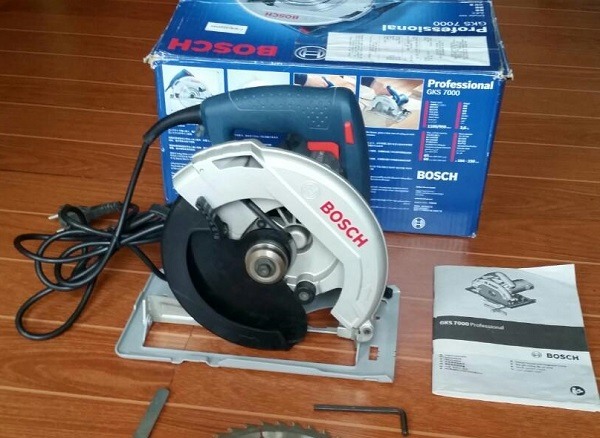 Máy cưa đĩa Bosch GKS 7000