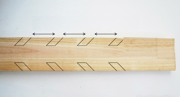 Kẻ đường thẳng trên các móc treo
