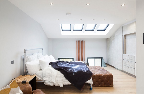 Mẫu thiết kế phòng ngủ nhỏ đơn giản và trang trọng với gam màu trắng thanh lịch