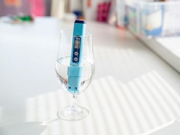 Bút đo TDS được dùng để kiểm tra nước