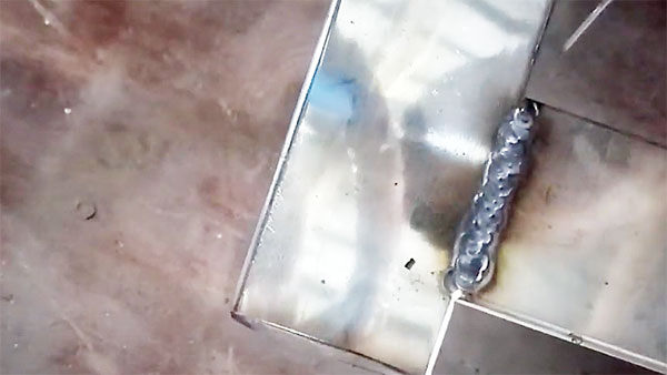 Mối hàn inox bị đen