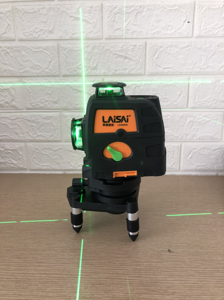 may-can-bang-laser-laisai