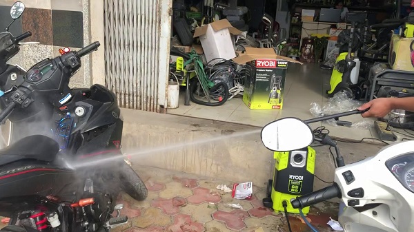 Cách sử dụng máy rửa xe Ryobi