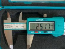 thước kẹp total