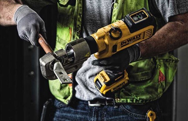 Máy ép cos thuỷ lực dùng pin có nhiều lợi ích vượt trội Máy ép cos thuỷ lực dùng pin có nhiều lợi ích vượt trội