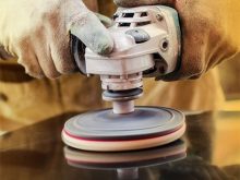 Cách đánh bóng đá hoa cương