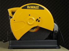 Máy cắt sắt Dewalt