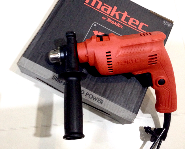 Máy khoan động lực Maktec MT80B 500W