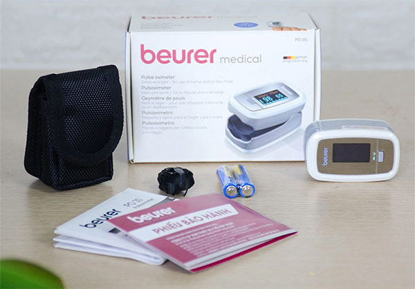 máy đo nồng độ oxy và nhịp tim Beurer PO30