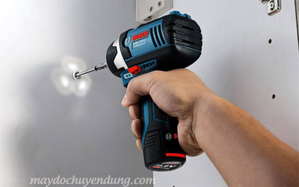 Máy khoan sử dụng pin Lithium-ion với nguồn năng lượng cao