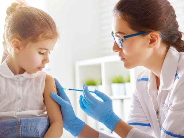 tiêm vắc xin covid-19 ở trẻ nhỏ