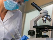 kính hiển vi bao nhiêu tiền