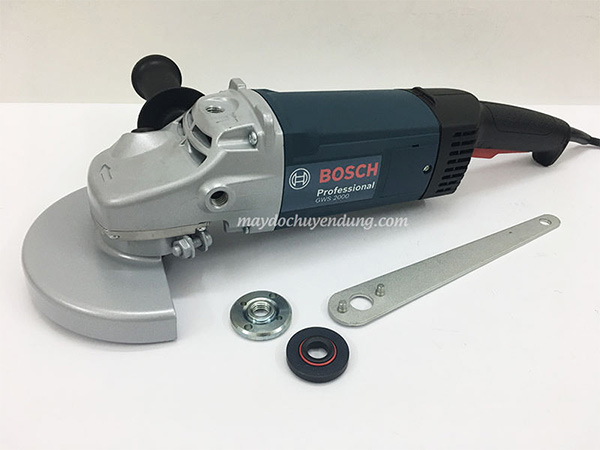 Bosch GWS 2000-230 được trang bị đủ phụ kiện