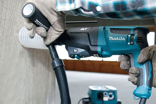 Makita HR2601 sở hữu 2 chức năng khoan búa và khoan thường