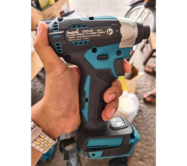 Makita DTD157Z chống chịu va đập cực tốt
