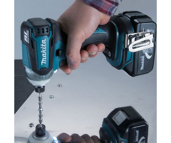 Makita DTD157Z bắt vít mạnh mẽ