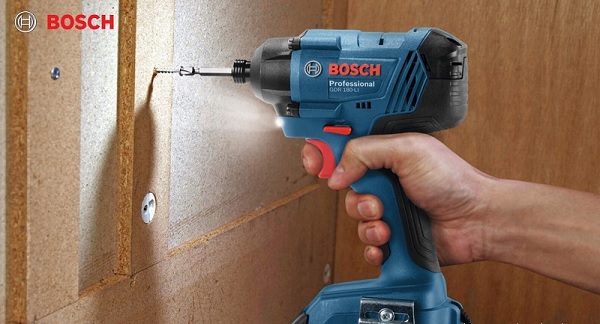 Máy vặn ốc vít dùng pin Bosch GDR 180 LI
