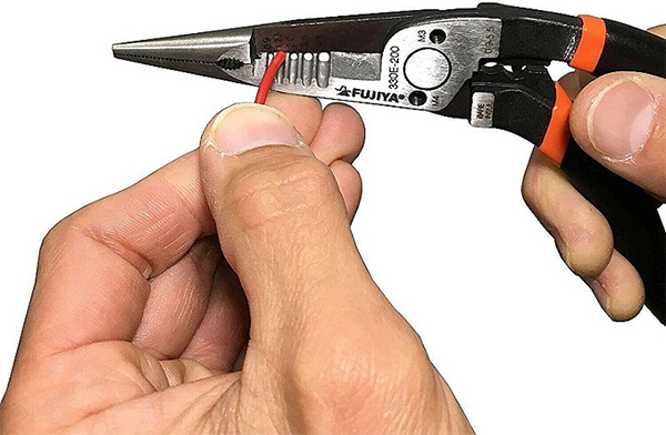 Hình ảnh kìm tuốt dây Fujiya 330E-200