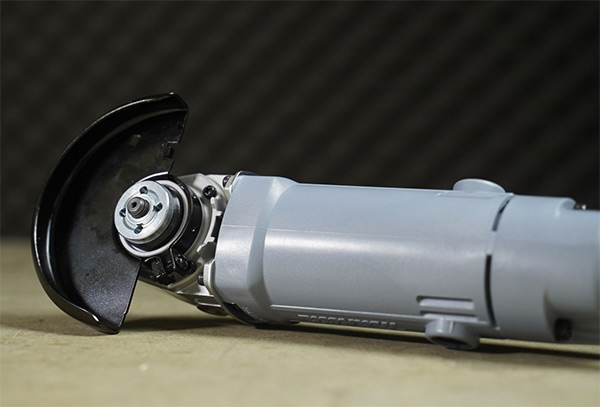 Đầu máy mài góc Makita 9500NB