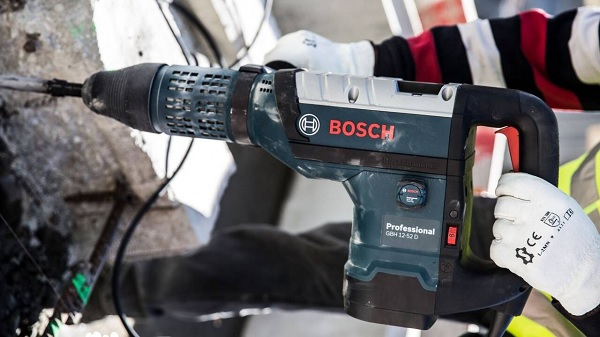 Máy khoan Bosch cung cấp khả năng thi công mạnh mẽ
