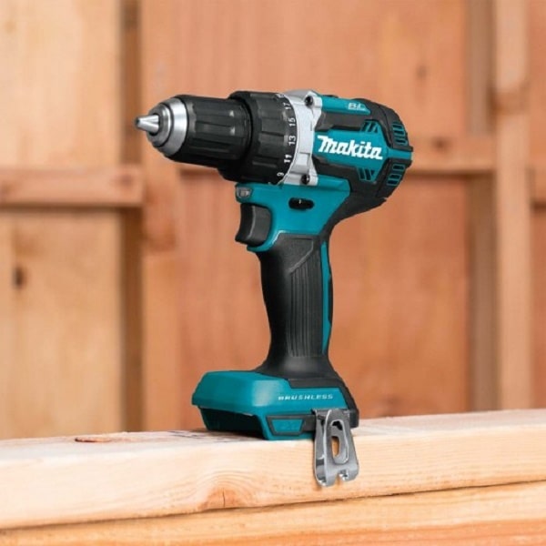 Lựa chọn máy khoan pin Makita DDF484RTE mang lại nhiều lợi ích