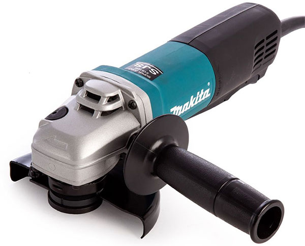 Máy mài góc Makita 9565PZ thiết kế chắc chắn, mạnh mẽ