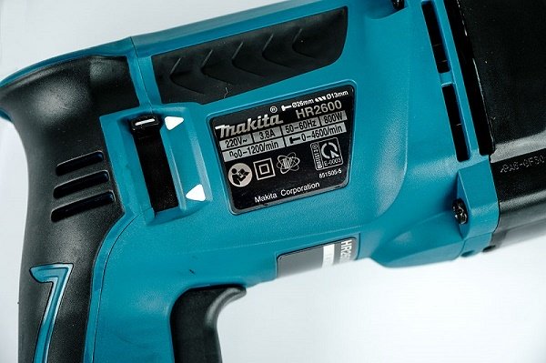 Makita HR2600 chính hãng giá tốt