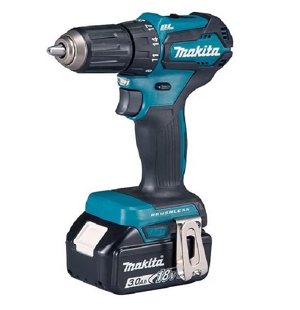 Máy khoan Makita DDF483RFE có khả năng khoan mạnh mẽ