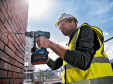 Bosch Professional GSB 18V 150C sở hữu nhiều tính năng thông minh