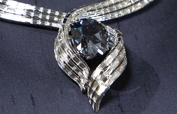 Những viên kim cương đắt nhất thế giới 2022