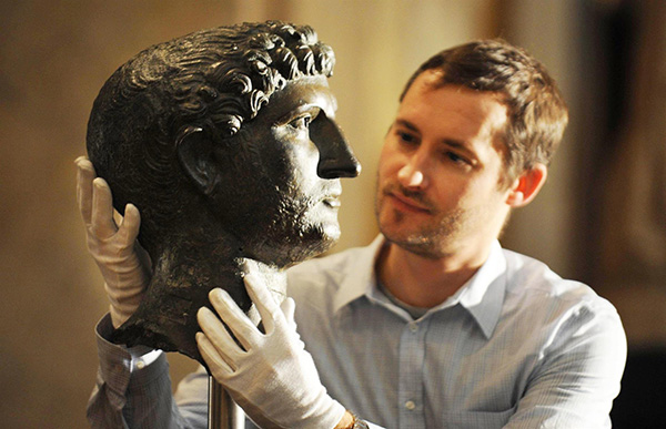 Hoàng đế La Mã Hadrian