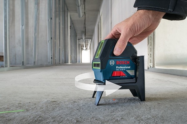 Máy cân bằng Bosch GCL 2-15 G nhỏ gọn dùng 2 tia xanh