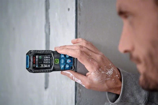 Máy đo khoảng cách Bosch GLM 50-27 CG tia xanh