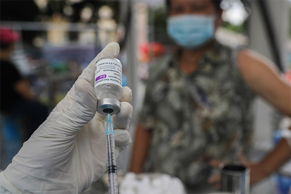 số vaccine Bộ Y tế tiếp nhận đủ để tiêm mũi 3, 4 cho người từ 18 tuổi trở lên