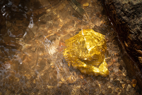 Cách nhận biết quặng vàng, dấu hiệu đất có vàng trong tự nhiên