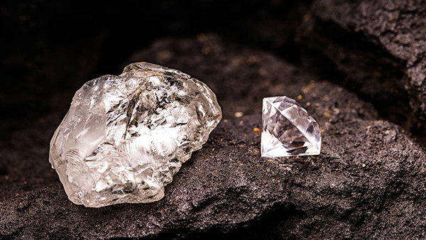 Kim cương - một trong những khoáng sản quý giá nhất thế giới