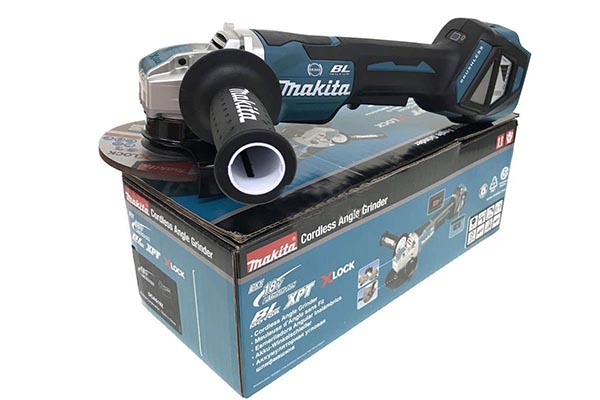 DGA519Z Makita là máy mài góc sở hữu nhiều ưu điểm