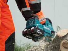 Makita DUC406Z hoạt động mạnh mẽ