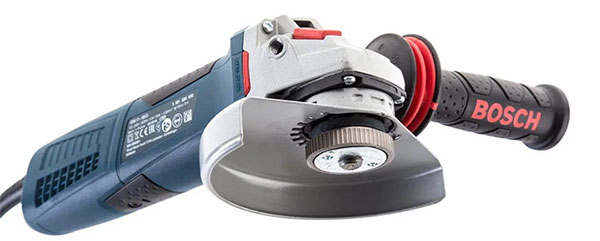 GWS 17-150 CI PROFESSIONAL sử dụng động cơ chổi than