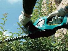 Makita DUH523RTX1 hoạt động ổn định