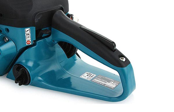 Makita EA3503S40B được thiết kế tay cầm phía sau