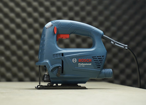 Hình ảnh máy cưa lọng Bosch GST 700