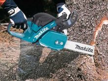 Makita EA4301F45B hoạt động mạnh mẽ