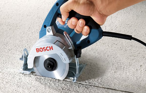 Máy cắt gạch Bosch giá thành không quá cao