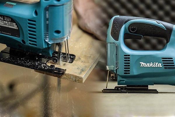 Makita 4327 cưa cắt linh hoạt
