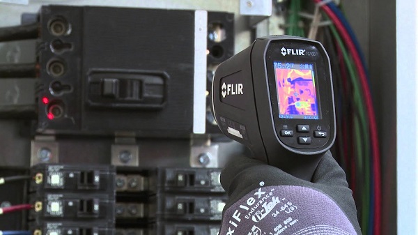 Có nên mua camera đo nhiệt độ FLIR TG167 không?
